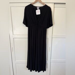 NWT Isabel Maternity empire goddess maxi dress